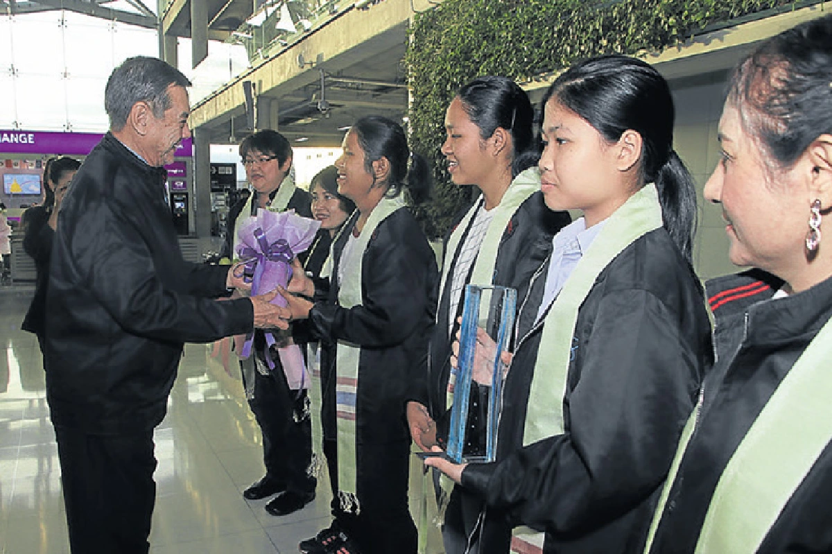 กะเทาะแก่น เด็กไทยรางวัลโลก  อย่าเรียนแบบท่องจำ...ต้องคิด ปฏิบัติ และสนุก