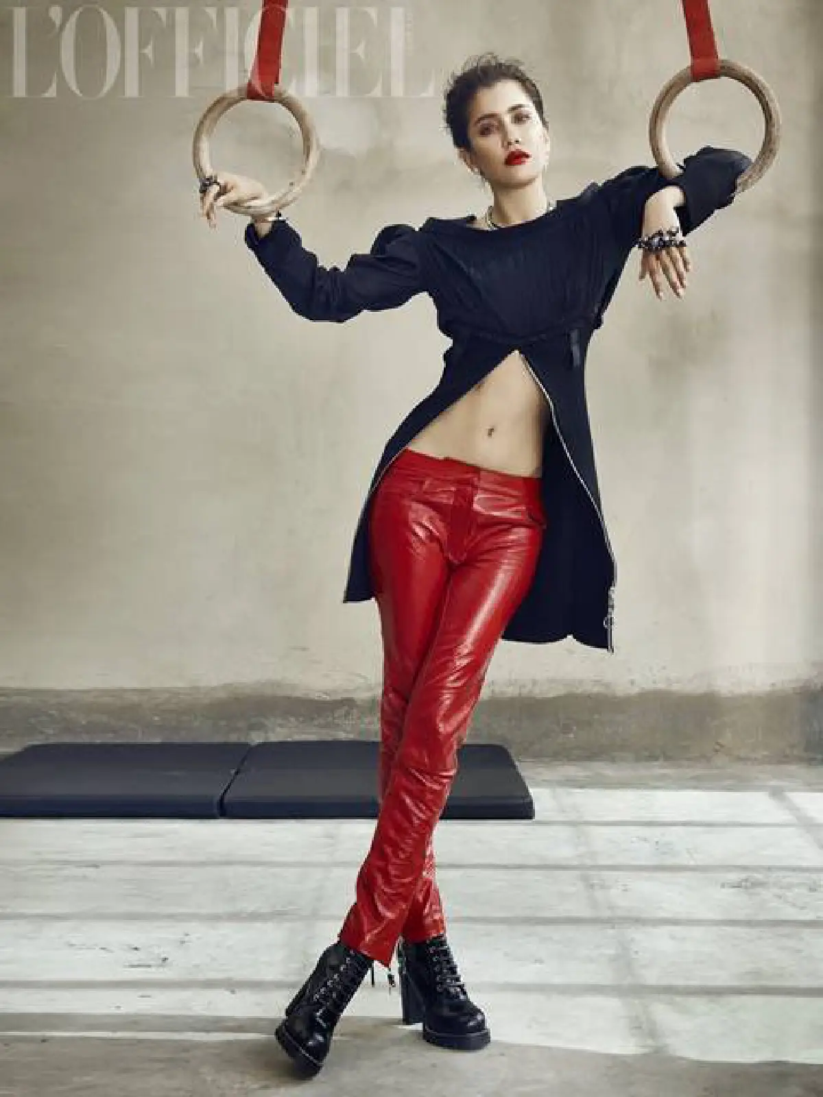 เผ็ดแซ่บทุกท่วงท่า! ปู ไปรยา ถ่ายแบบขึ้นปก L'Officiel Thailand