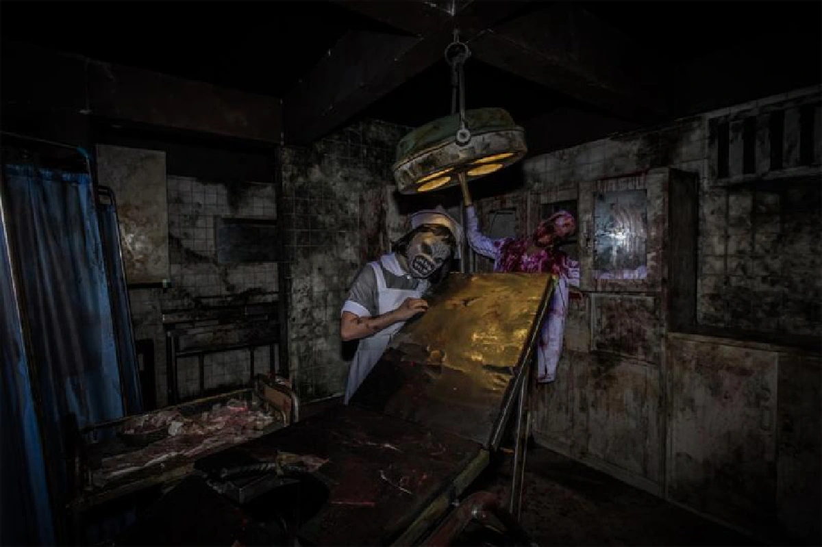 เดินชิลในคืนแห่งความหลอน @ยูนิเวอร์แซล สตูดิโอ สิงคโปร์