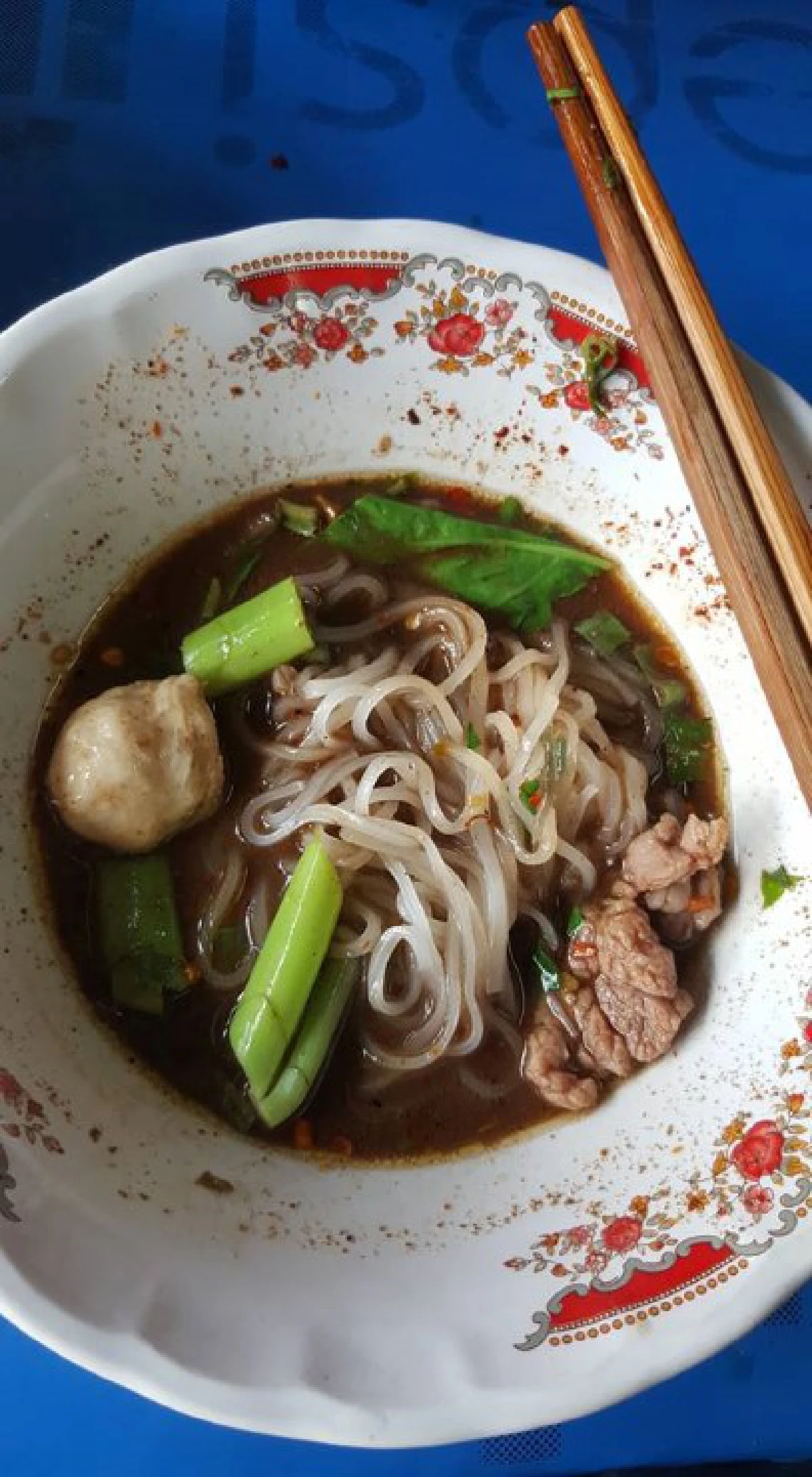 วัดกันจะๆ! "ปริมาณ-ราคา" ก๋วยเตี๋ยวเรือ 5 เเห่งรอบอนุสาวรีย์ชัยฯ