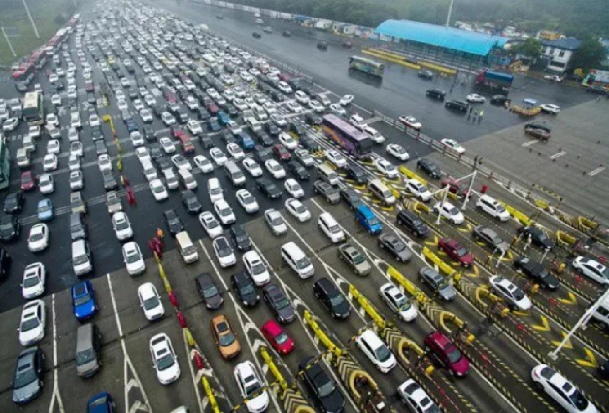 ประมวลภาพคนจีนแห่เที่ยวเนื่องในวันชาติจีน