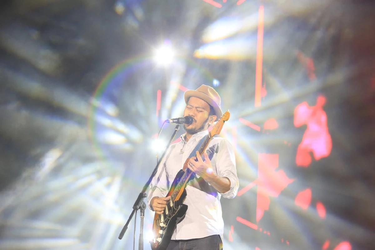 มันส์หาดแตก! 94 EFM ขนดีเจยกคลื่น ศิลปินยกแพ็คถล่มพัทยา