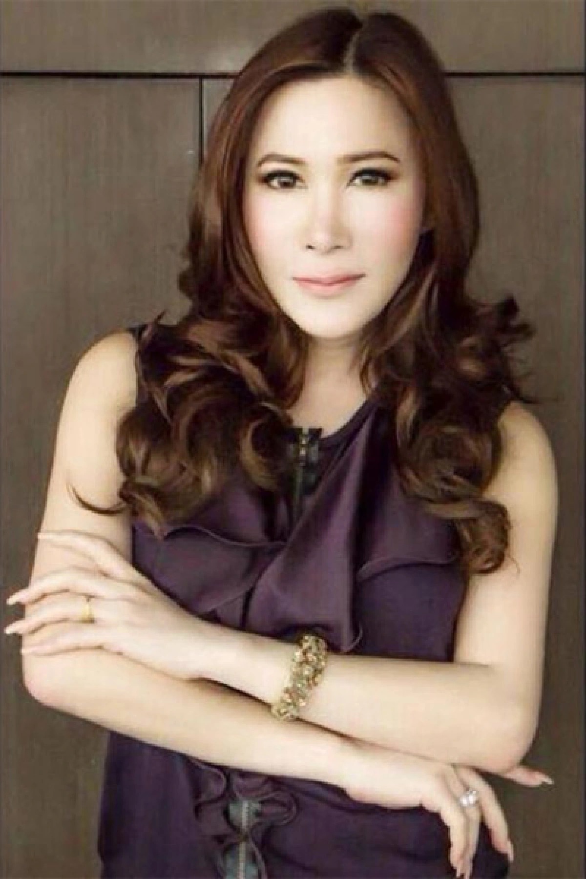 ‘เมกอัพมือทอง’ เนรมิตความสวย เจ้าสาวเลอค่า