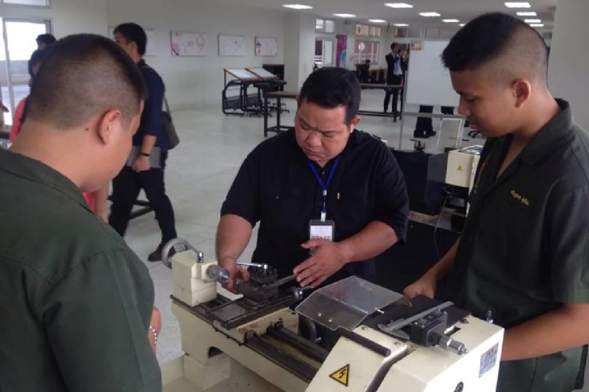 เชฟรอน-มทร.ล้านนาเปิดศูนย์พัฒนาการศึกษาอาชีวะภาคเหนือ