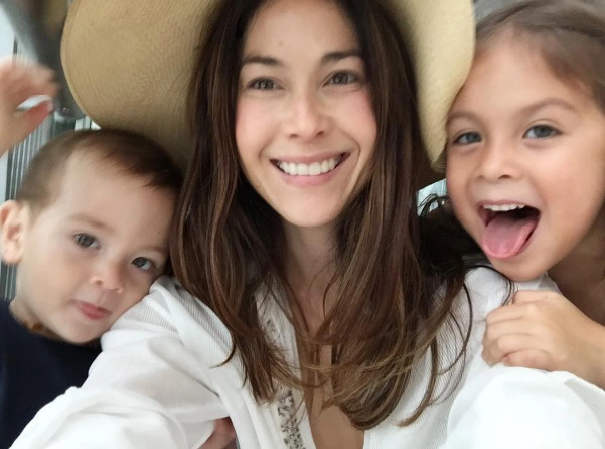 10 ภาพการันตีความน่ารัก น้องลูก้า ลูกชาย พอลล่า เทเลอร์