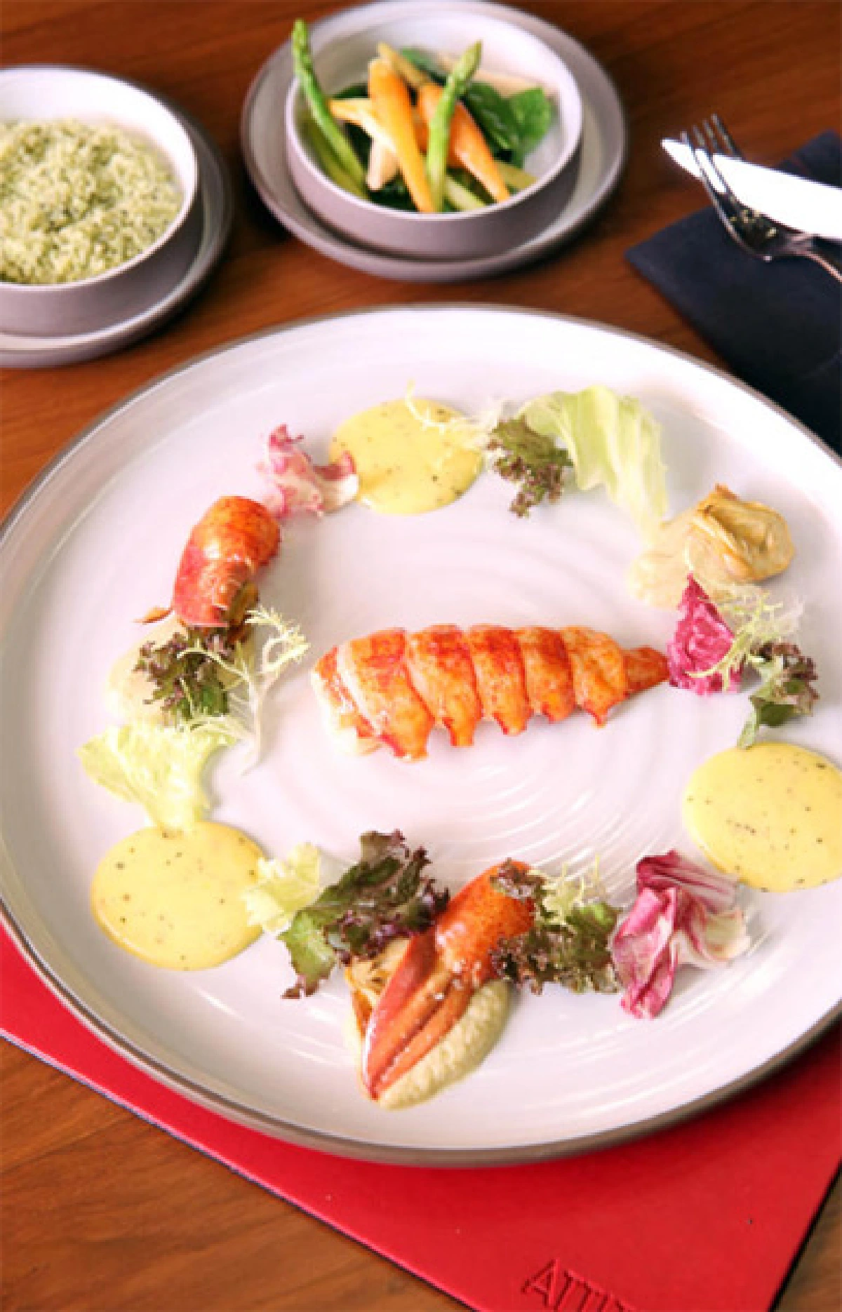 แอตติจูด โมงยามแห่งความสุข