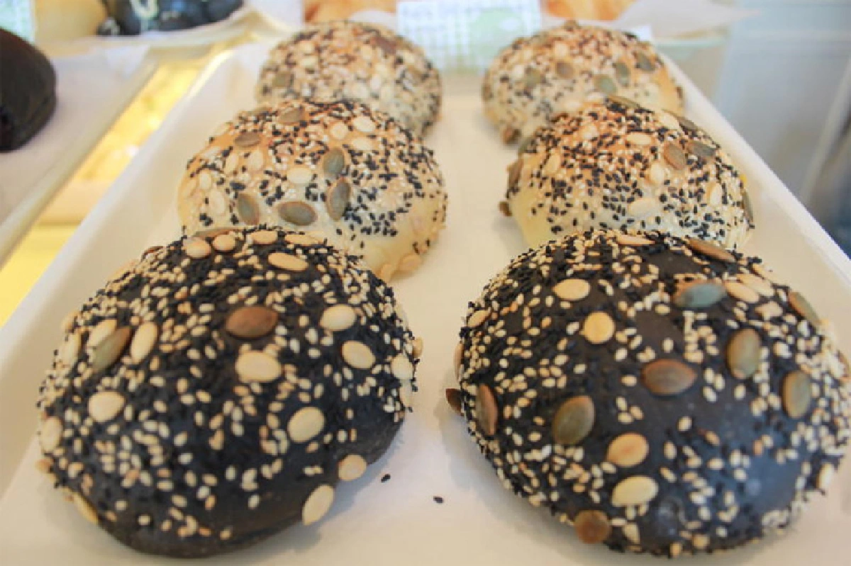 เบเกอรี่ชาร์โคลเพื่อสุขภาพ