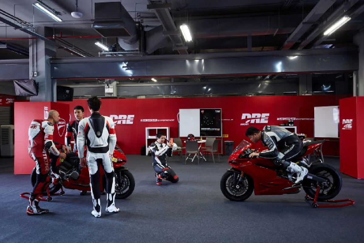 ลองขี่ "959 Panigale" PERFECT BALANCE