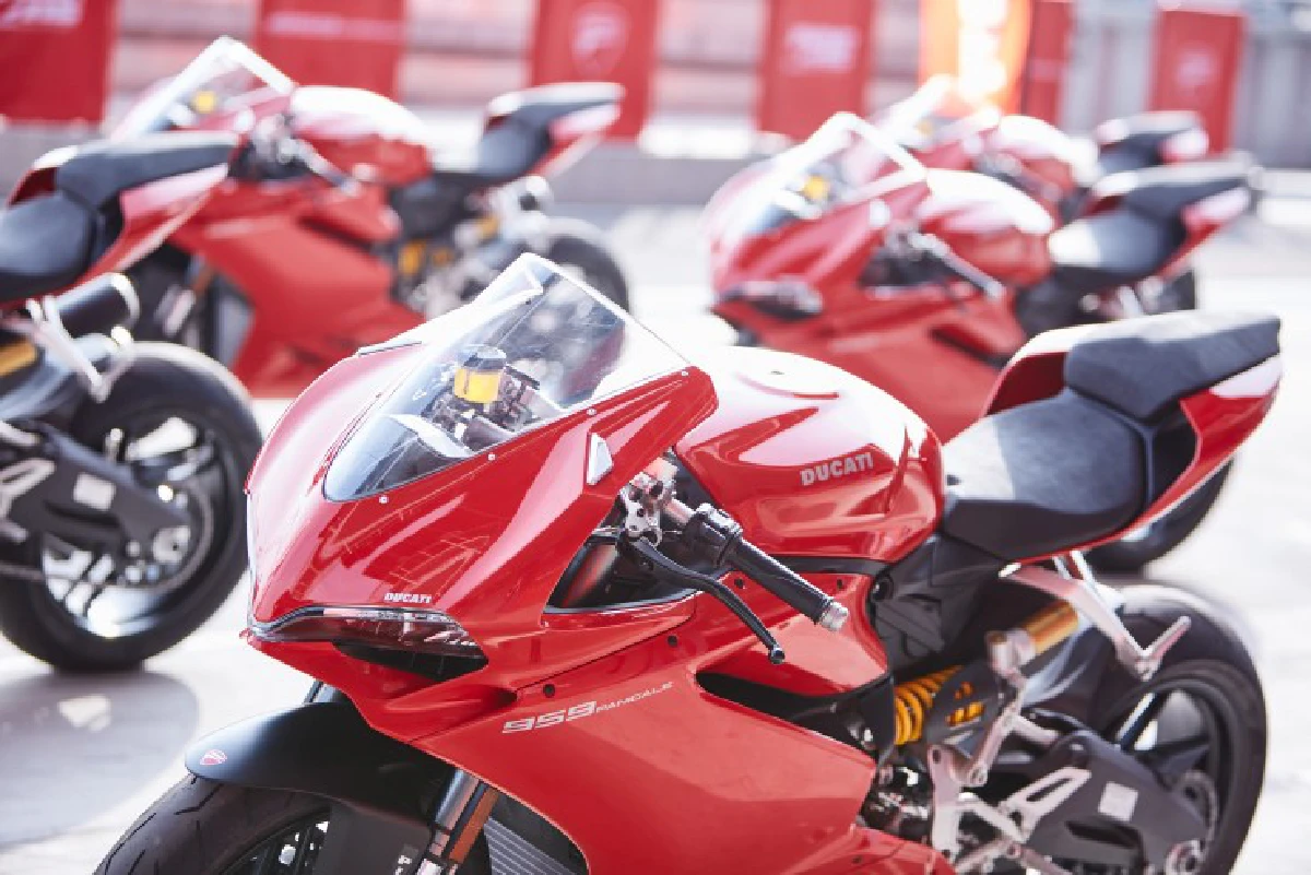 ลองขี่ "959 Panigale" PERFECT BALANCE