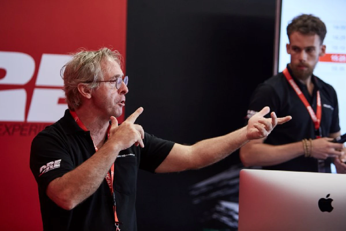 ลองขี่ "959 Panigale" PERFECT BALANCE