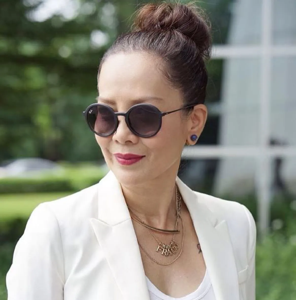 มาด้วยใจ! ต่าย เพ็ญพักตร์ เดินทางไปร่วมสวดมนต์ที่รพ.ศิริราช