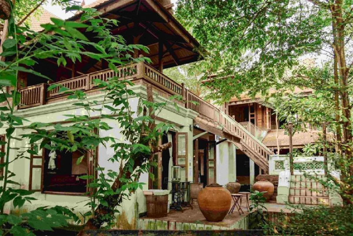 เกาะศาลเจ้า ชุมชนลับย่านตลิ่งชัน