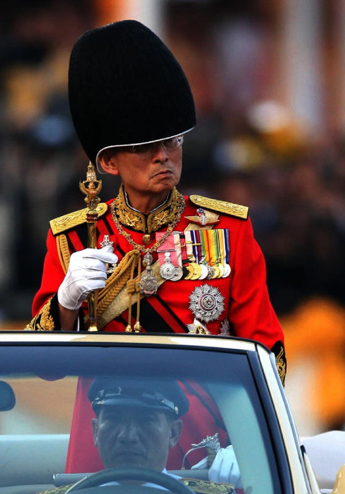 ใต้ร่มพระบารมี ๗๐ ปี แห่งการครองราชย์