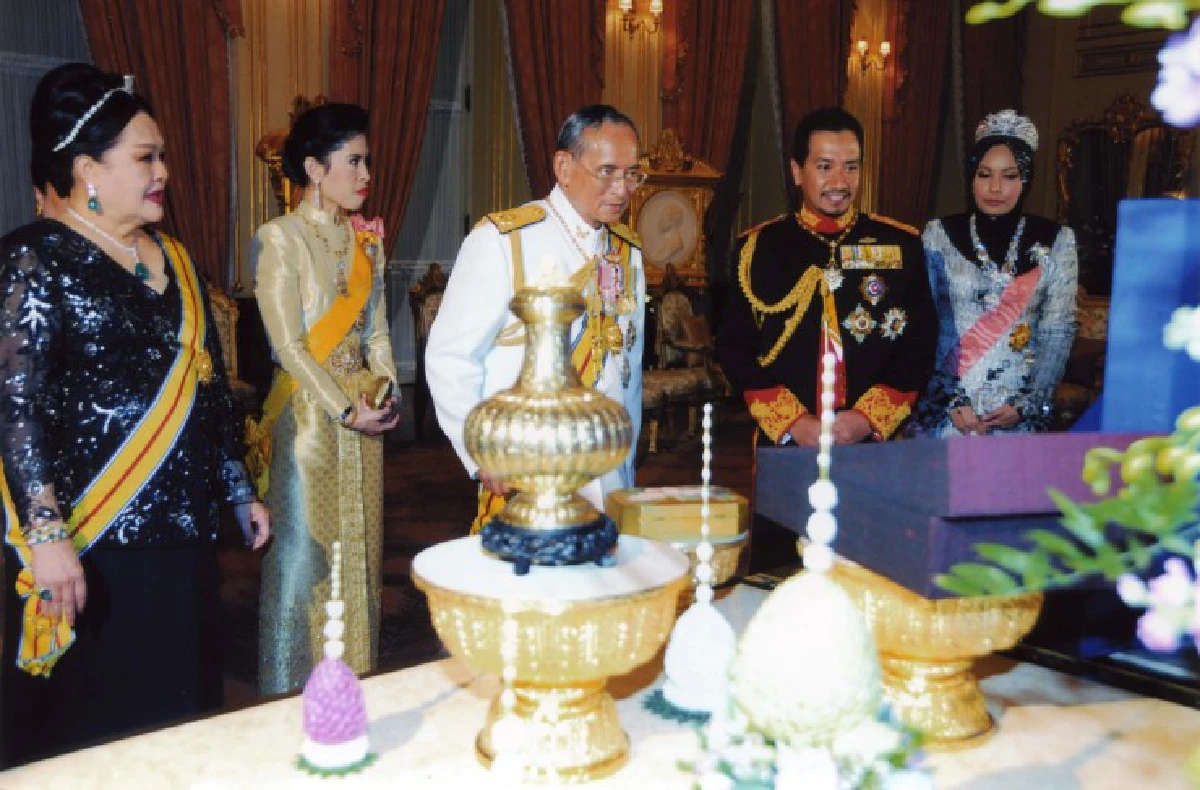 กษัตริย์นักการทูต