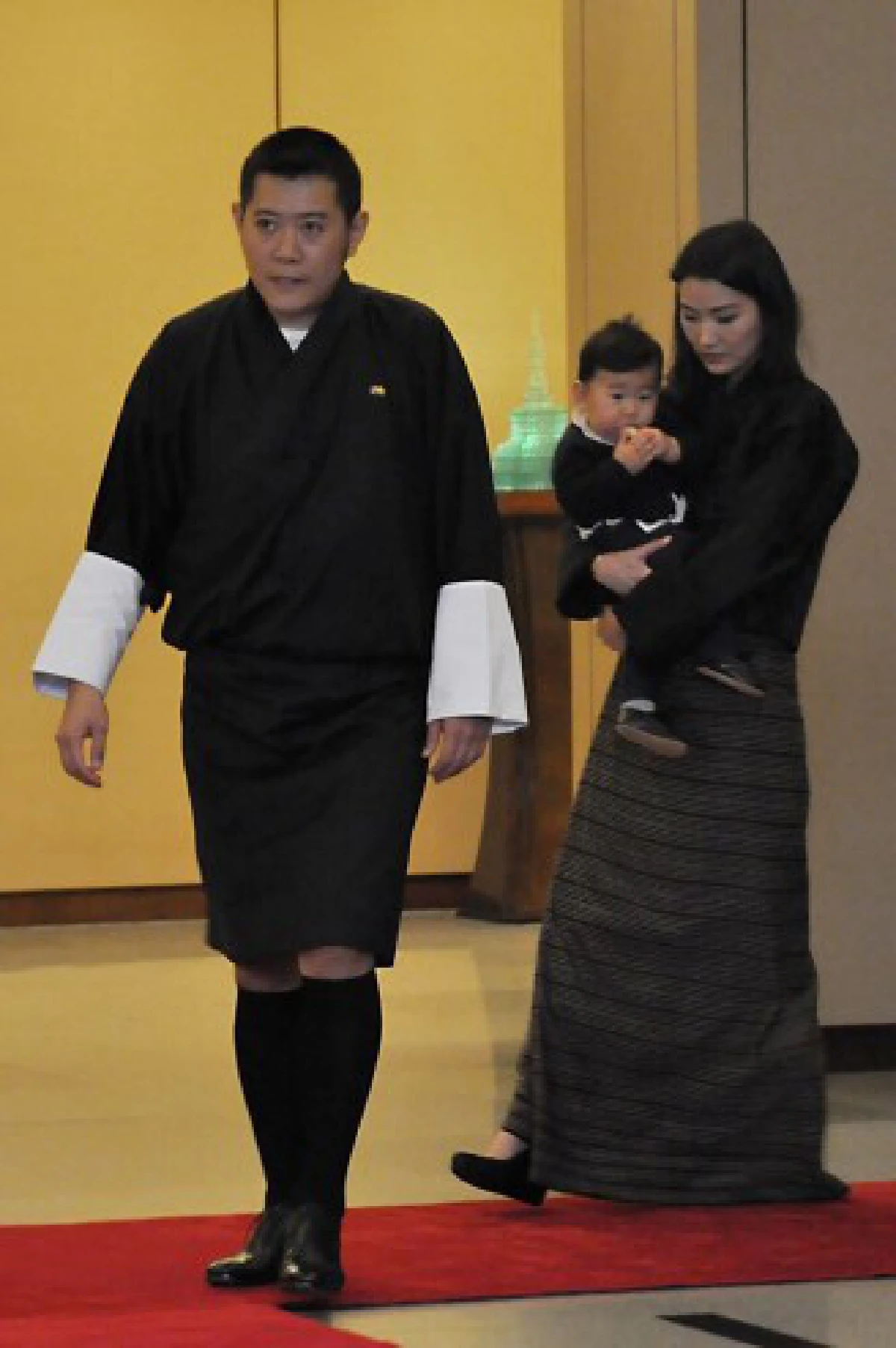 ประมวลภาพกษัตริย์จิกมีฯ-สมเด็จพระราชินีเจตซุนฯร่วมพระราชพิธีพระบรมศพ