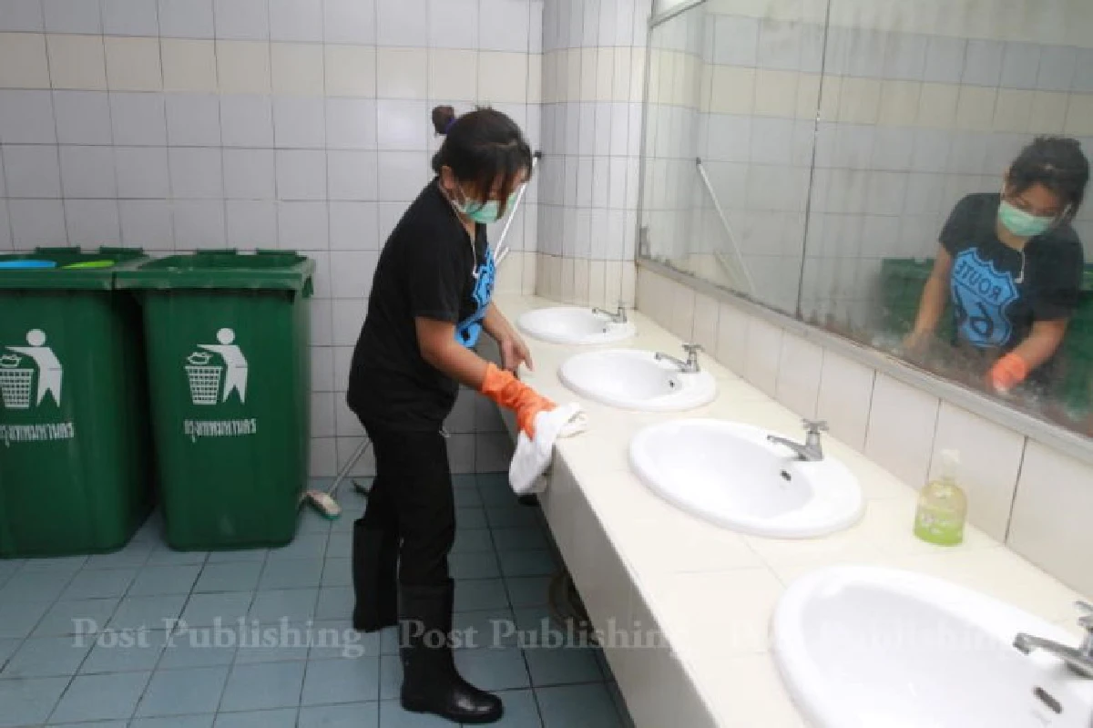 "อาคารกีฬาเวสน์1"ที่พักฟรีกทม.จัดให้คนตจว.มาร่วมแสดงความอาลัย