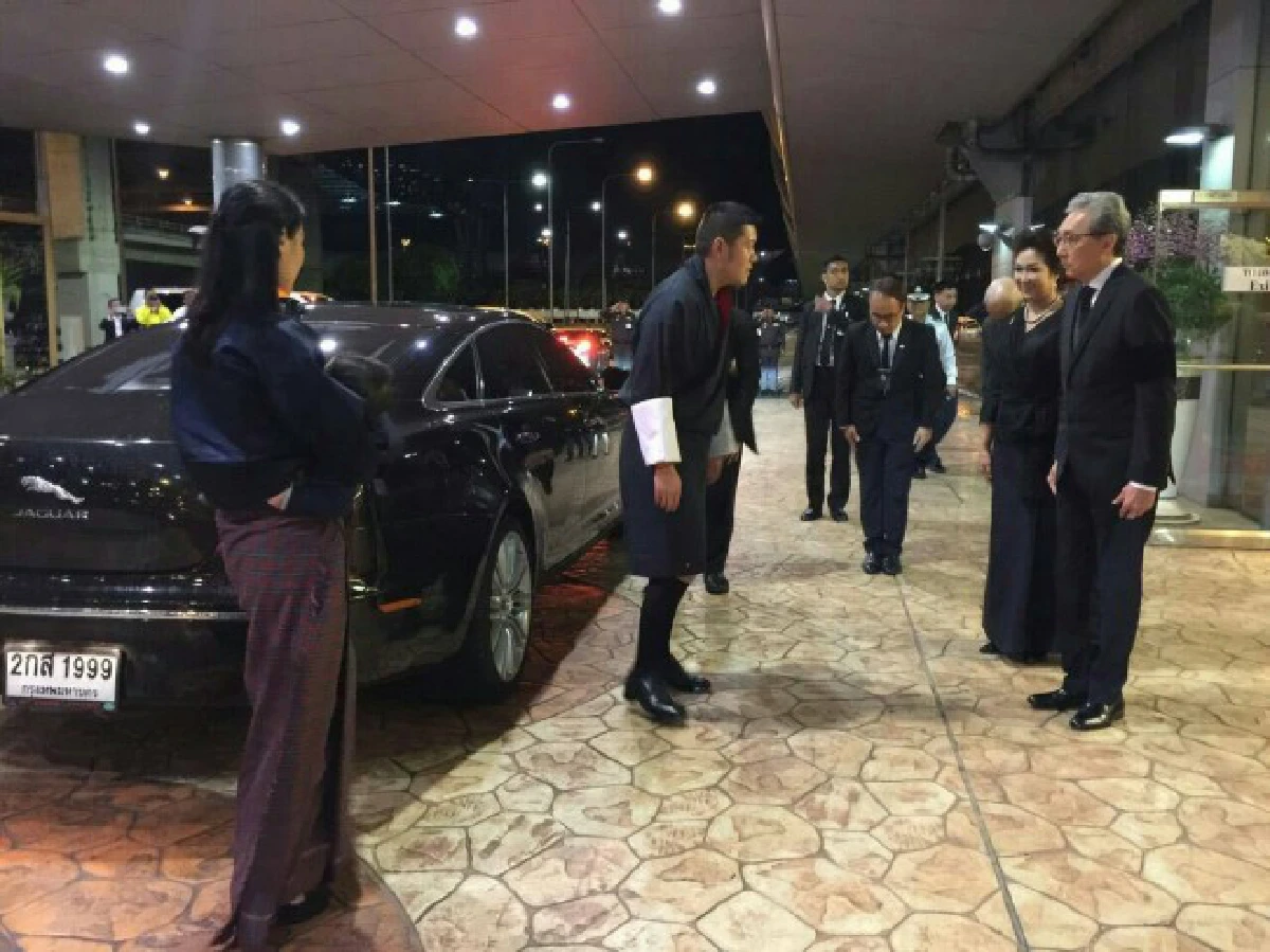 ประมวลภาพกษัตริย์จิกมีฯ-สมเด็จพระราชินีเจตซุนฯร่วมพระราชพิธีพระบรมศพ