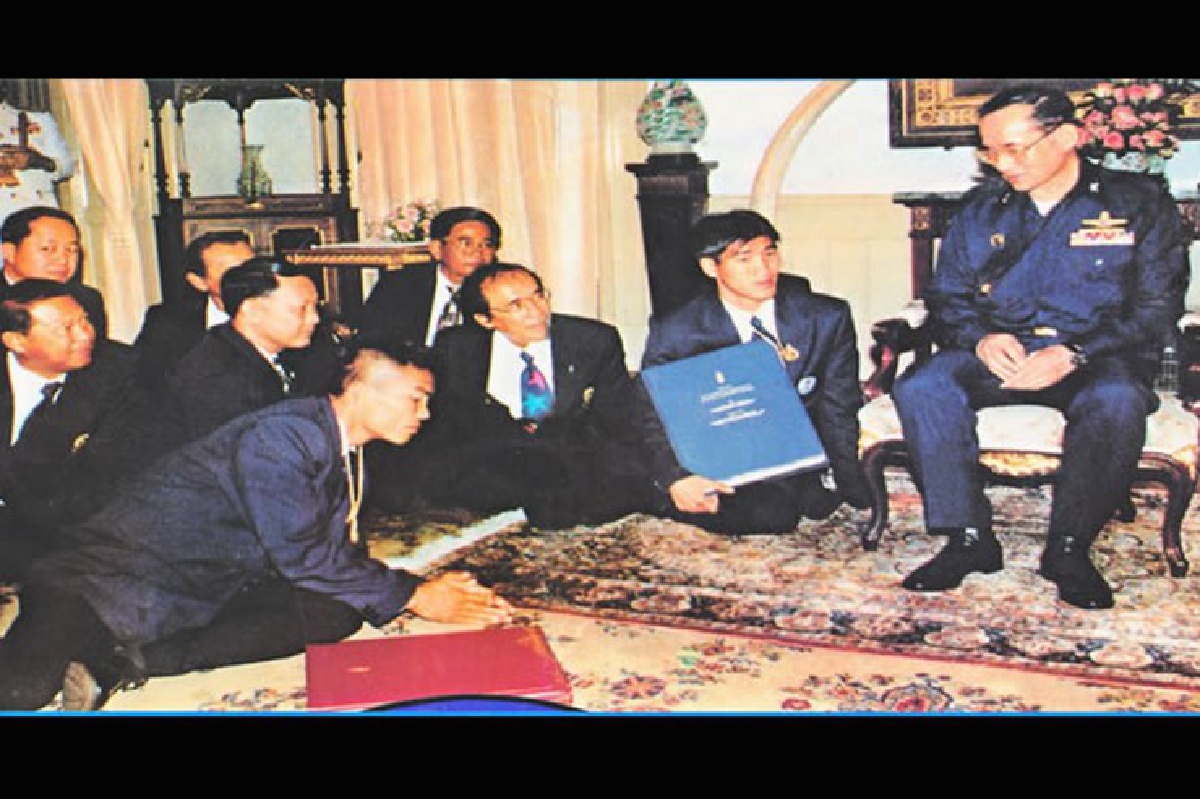 ความประทับใจ "กำปั้นไทย" ครั้งเข้าเฝ้าฯ เบื้องพระยุคลบาท ความประทับใจ "กำปั้นไทย" ครั้งเข้าเฝ้าฯ เบื้องพระยุคลบาท