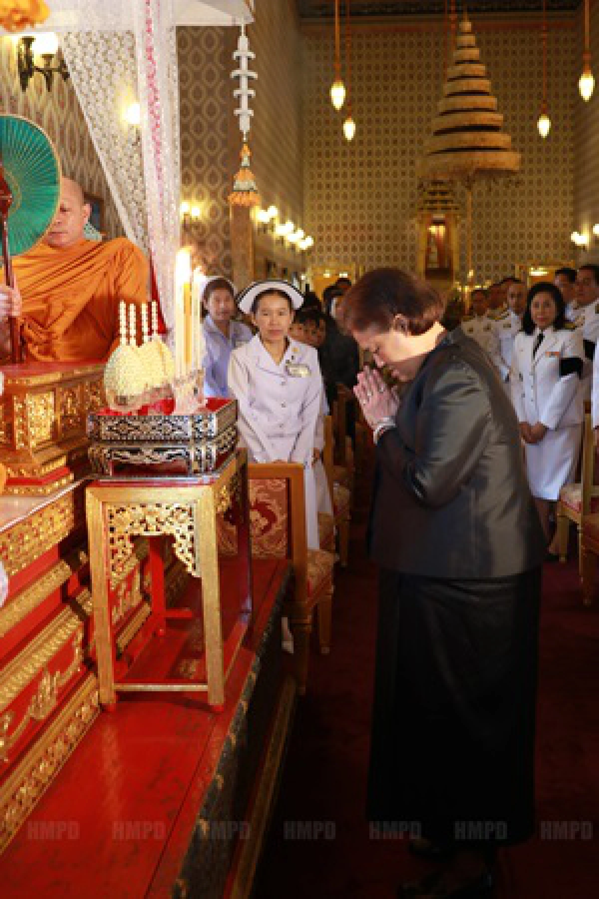 พระเทพฯเสด็จบำเพ็ญพระราชกุศลพระบรมศพ