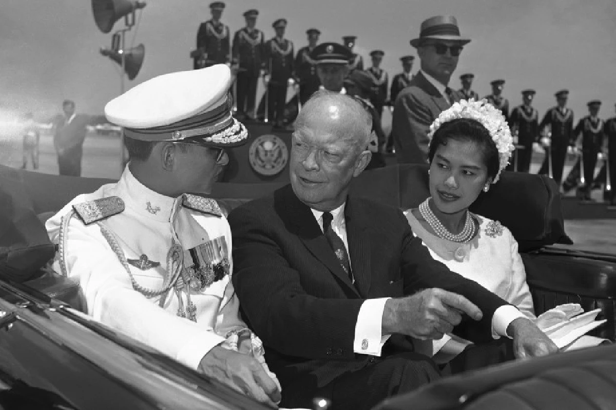 รวมภาพพระราชกรณียกิจในต่างแดนจากสำนักข่าวต่างประเทศ
