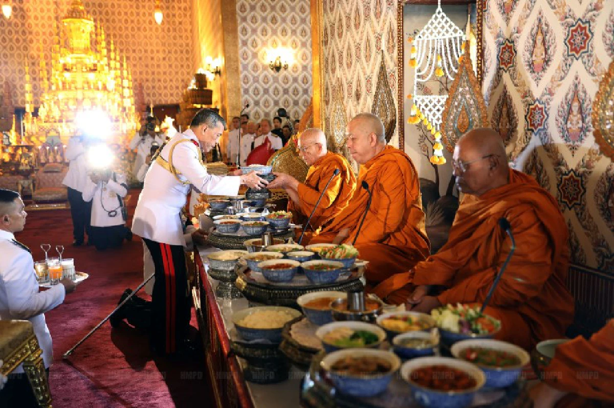 พระบรมวงศานุวงศ์เสด็จฯบำเพ็ญพระราชกุศลพระบรมศพ20ต.ค.
