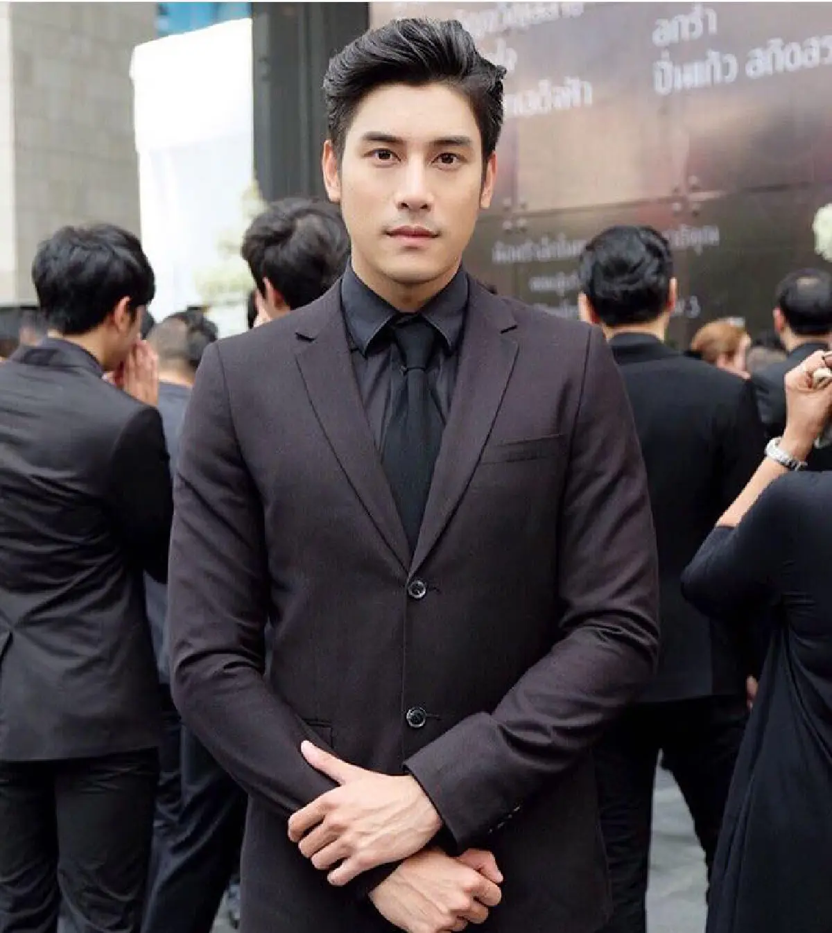 คณะผู้บริหาร-นักแสดงช่อง 3 ร่วมถวายความอาลัยในหลวงรัชกาลที่ 9