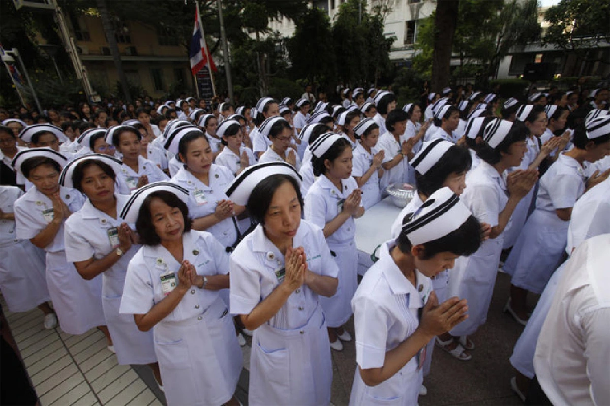 เสียงจากศิริราชในวันที่เงียบเหงา ‘พระองค์ย้ำต้องไม่ทำให้ผู้ป่วยเดือดร้อน’