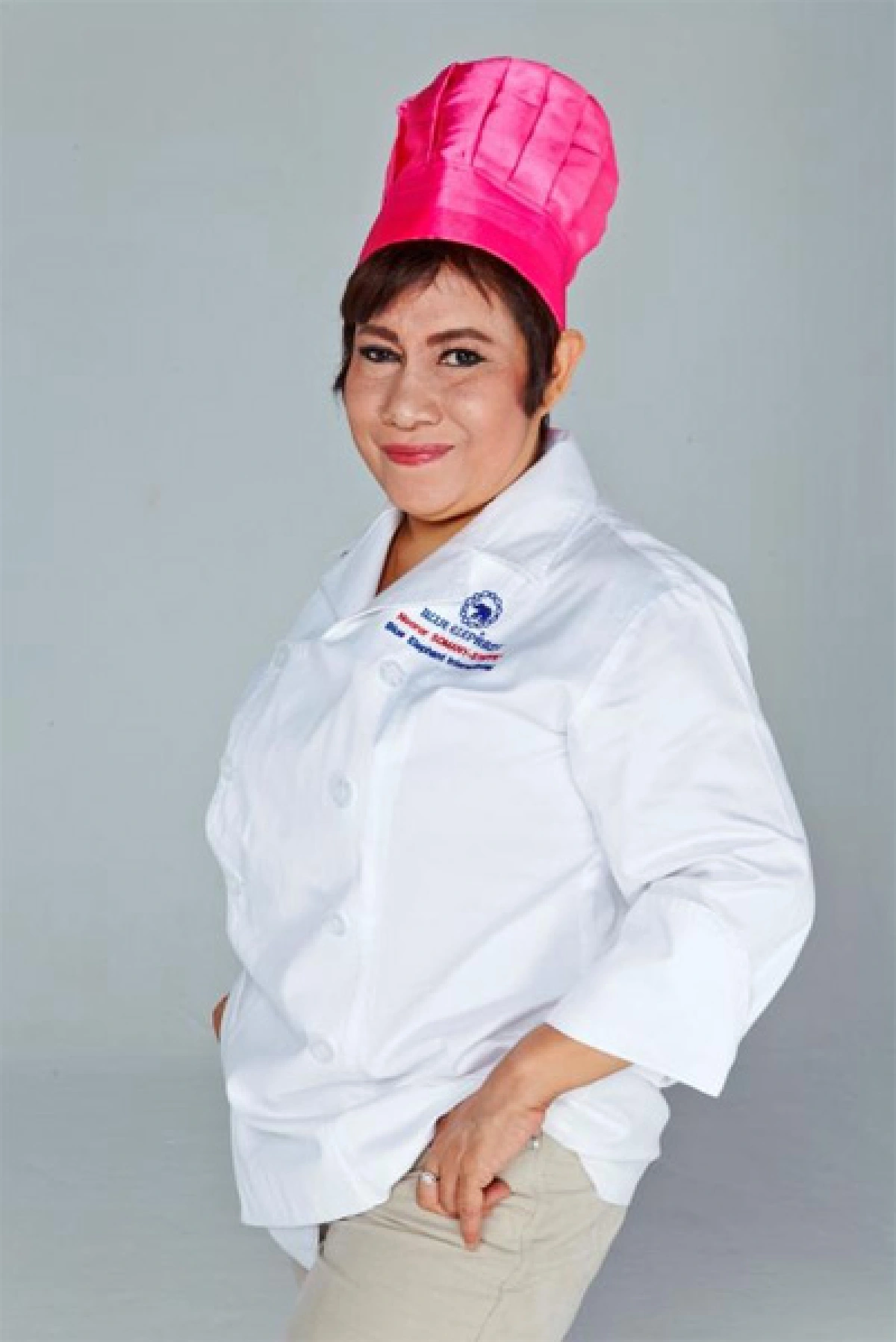 บลู เอเลเฟ่นท์ Go Pink