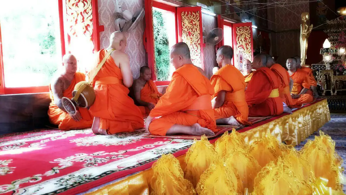 บิณฑ์ บรรลือฤทธิ์ บวชถวายเป็นพระราชกุศลฯแด่พ่อหลวง