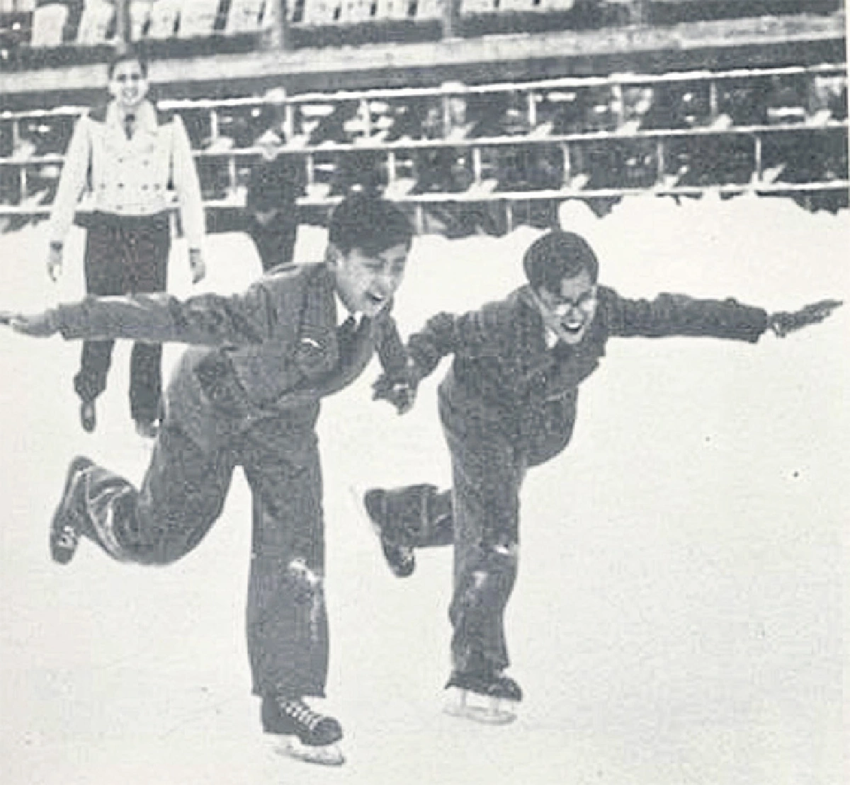 กฤชวรุณ โรหิตเสถียร (หนึ่งใน) คนไทยรักในหลวง