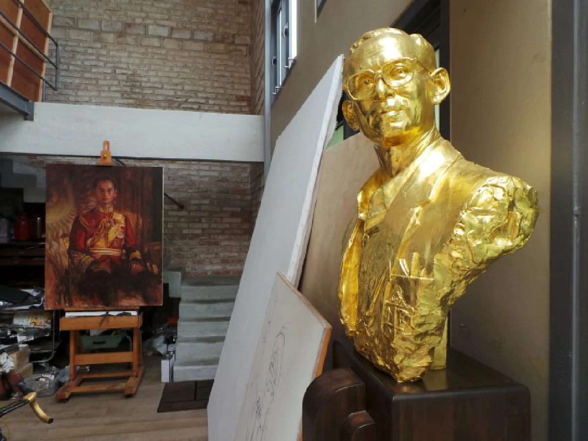 "เขียนรูปในหลวงยากที่สุด"ความในใจศิลปินดัง ศักดิ์วุฒิ วิเศษมณี-สุรเดช แก้วท่าไม้