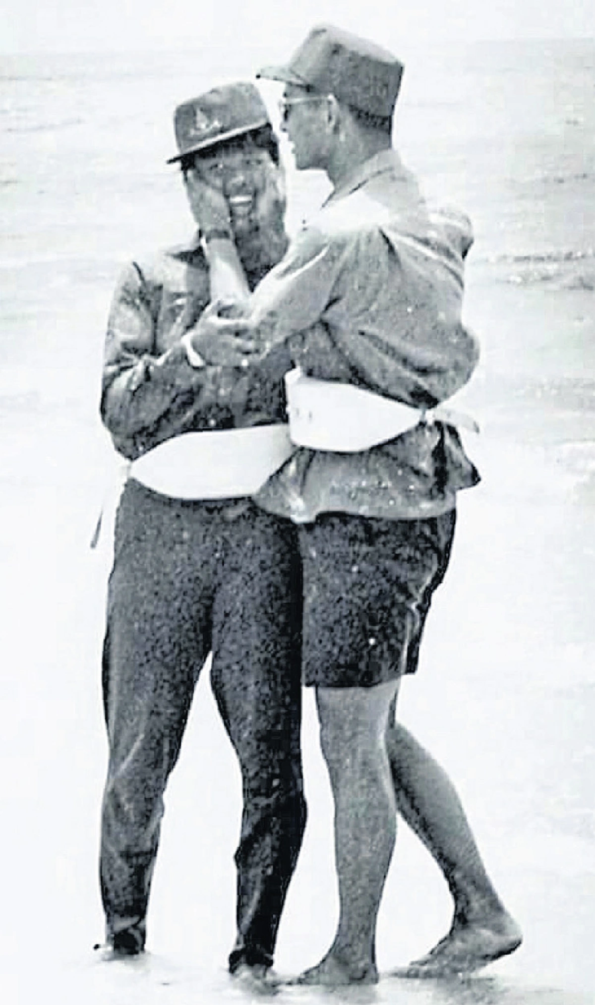 กฤชวรุณ โรหิตเสถียร (หนึ่งใน) คนไทยรักในหลวง