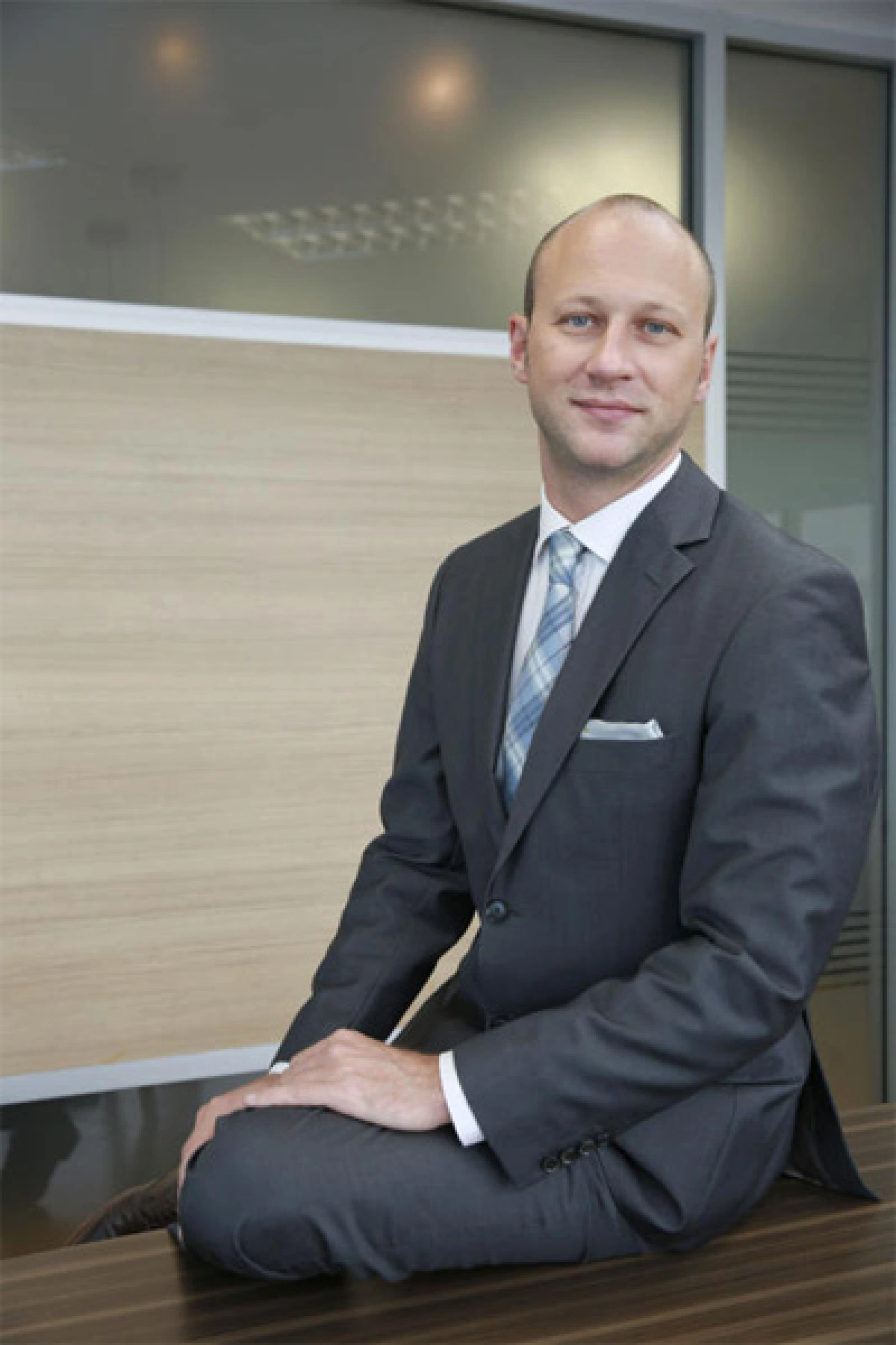 บาสเตียน เทรลแคท โอกาสการลงทุนที่ไม่ได้มีแค่ในประเทศ