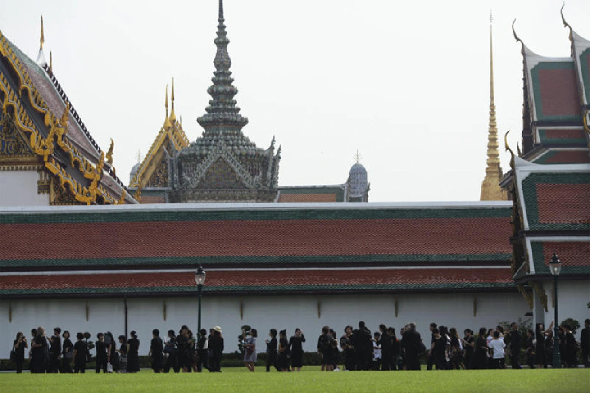 ใช้ชีวิตอย่างไร ในช่วงไว้ทุกข์