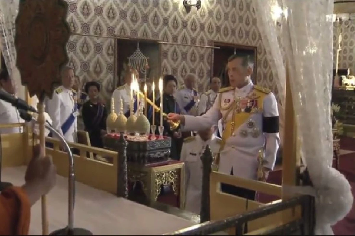 สมเด็จพระบรมฯเสด็จฯบำเพ็ญพระราชกุศลปัณรสมวาร