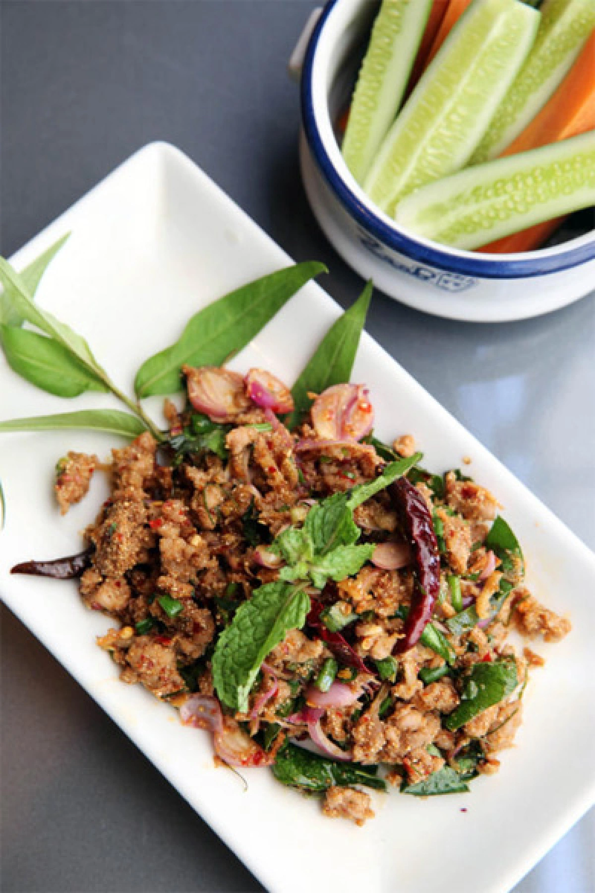 แซ่บอีลี่ ชื่อนี้อร่อยอินเตอร์