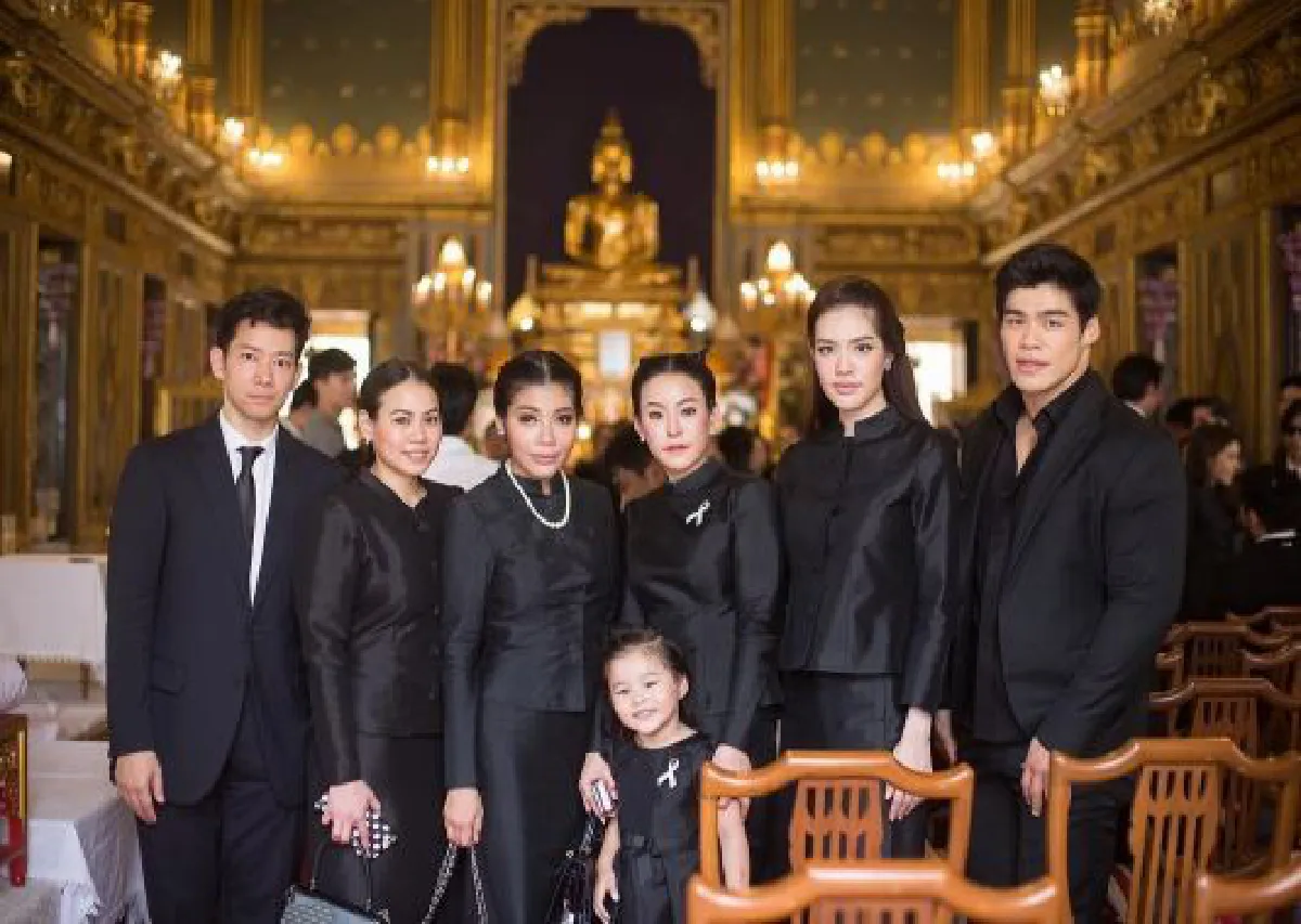 มงคลชีวิต! หนิง ปณิตา สุดตื้นตันได้เข้าเฝ้าสมเด็จพระเทพฯ