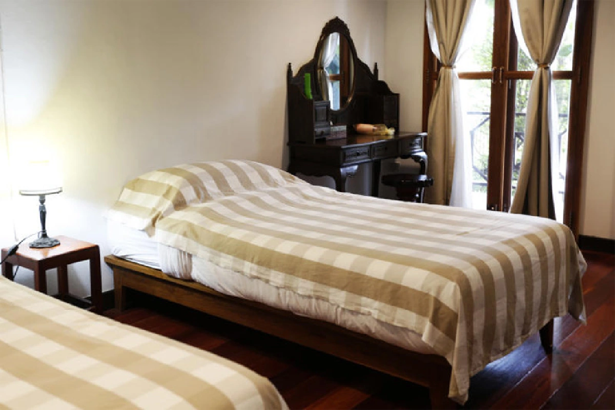 บ้านท้องนา ศึกษาชีวิตพอเพียง