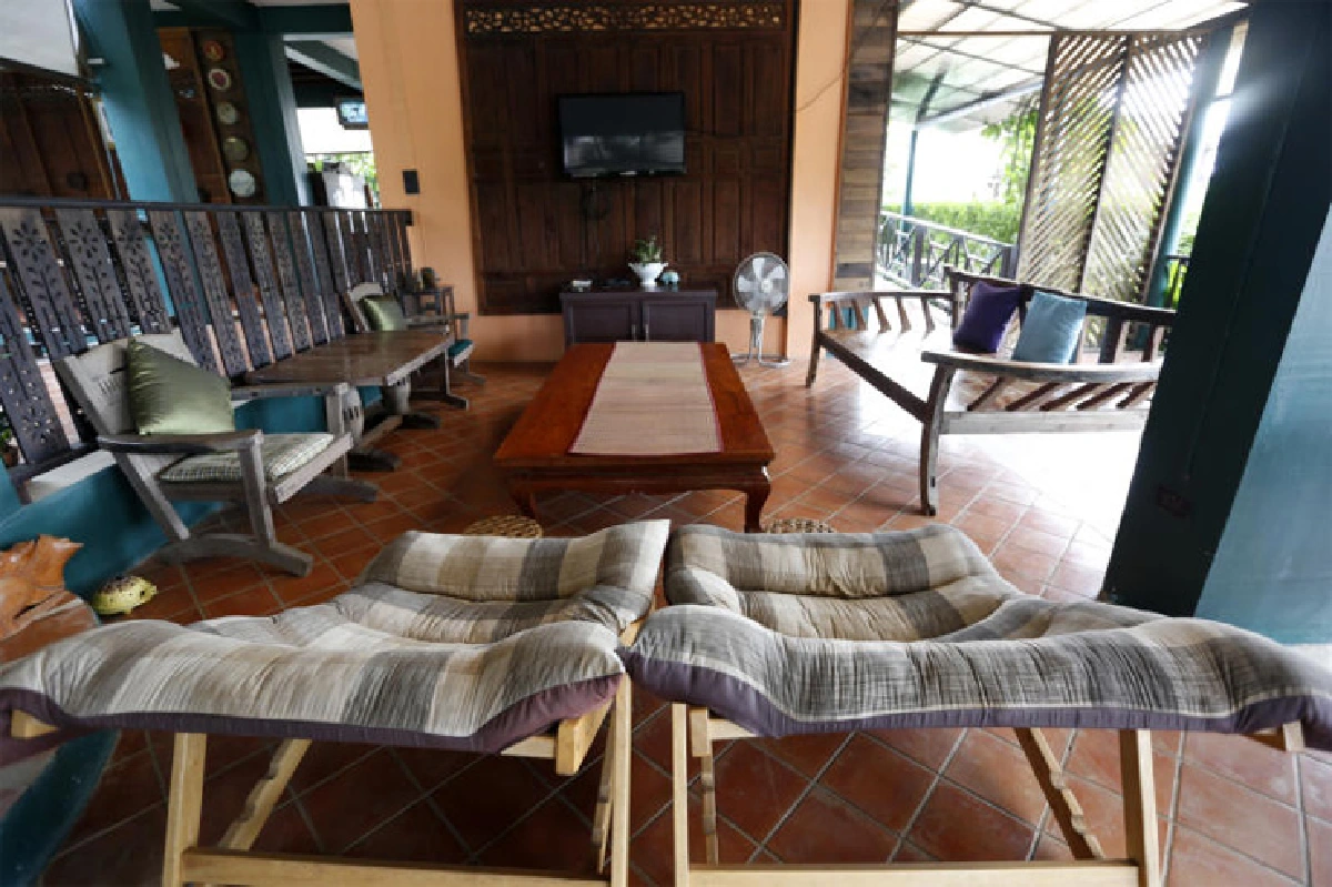 บ้านท้องนา ศึกษาชีวิตพอเพียง