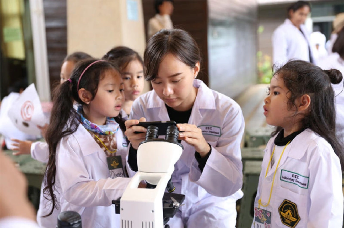 จรินทร์พร จุนเกียรติ ใช้ชีวิตตามรอยพ่อ