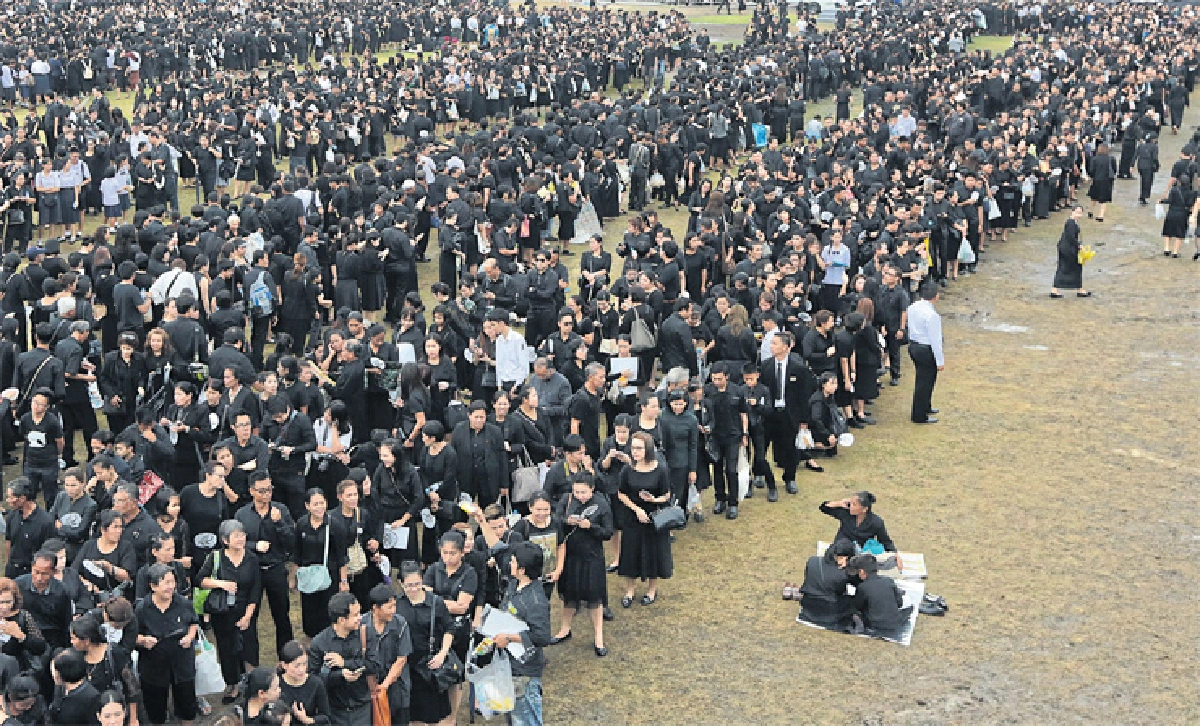 สถิตในหัวใจราษฏร์