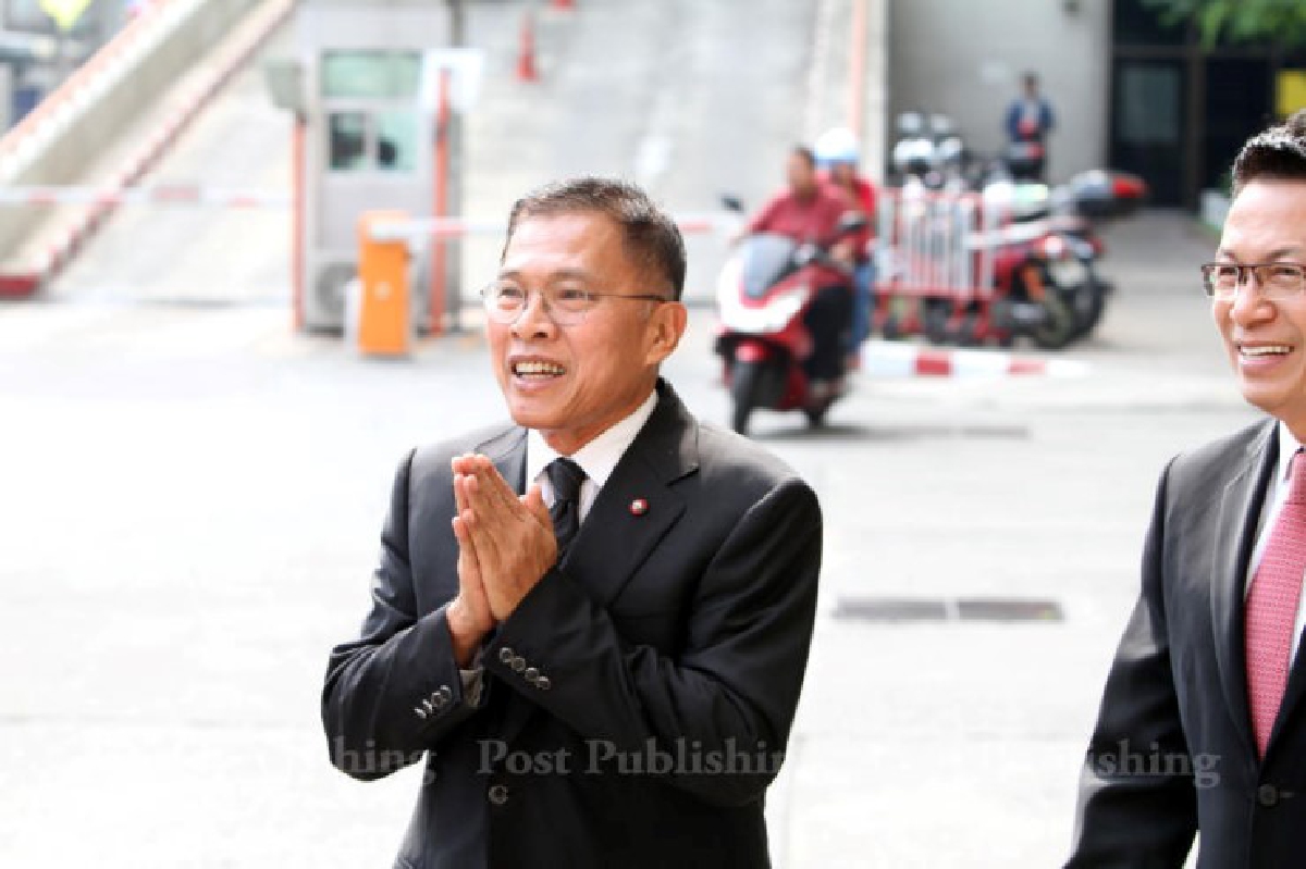 ศาลยกฟ้อง "วัฒนา" คดีโพสต์วิจารณ์คสช.อยู่ยาว ศาลยกฟ้อง "วัฒนา" คดีโพสต์วิจารณ์คสช.อยู่ยาว