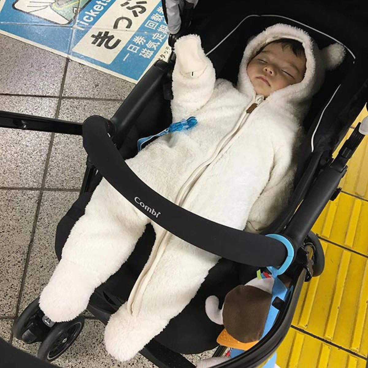 น้องดีแลน ลูกชาย ลีเดีย-แมทธิว ใส่ชุดหมีขาวเที่ยวญี่ปุ่นครั้งแรก