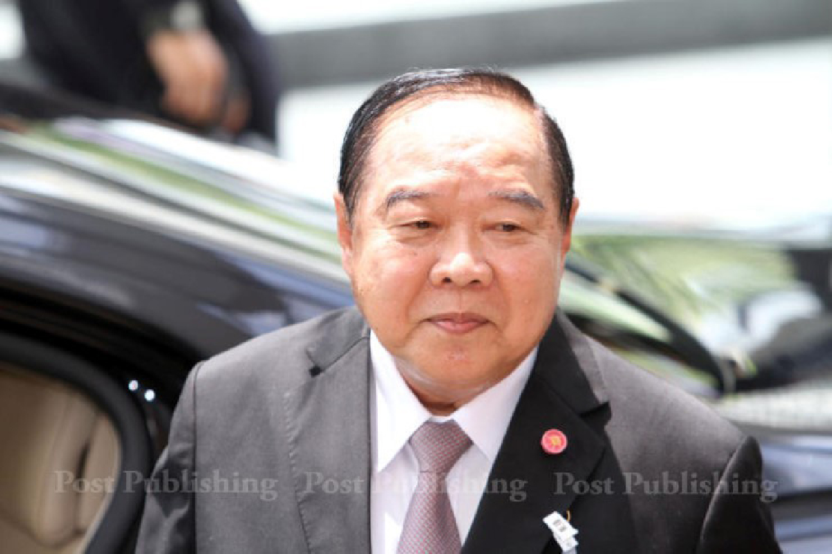บิ๊กป้อมแนะ "ยิ่งลักษณ์" ควรช่วยชาวนาทั้งประเทศ บิ๊กป้อมแนะ "ยิ่งลักษณ์" ควรช่วยชาวนาทั้งประเทศ