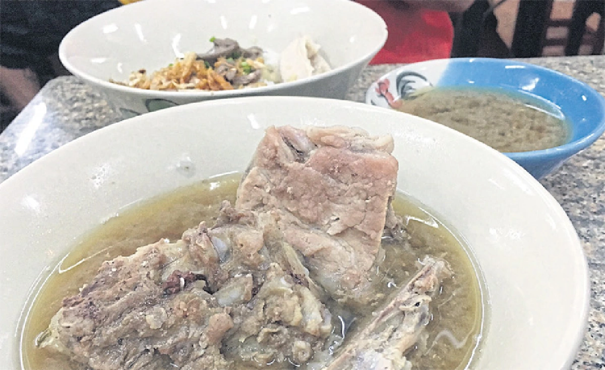 โกเบนซ์ ข้าวต้มแห้งภูเก็ต เจ้าเด็ดร้านเดียว ไม่มีสาขา