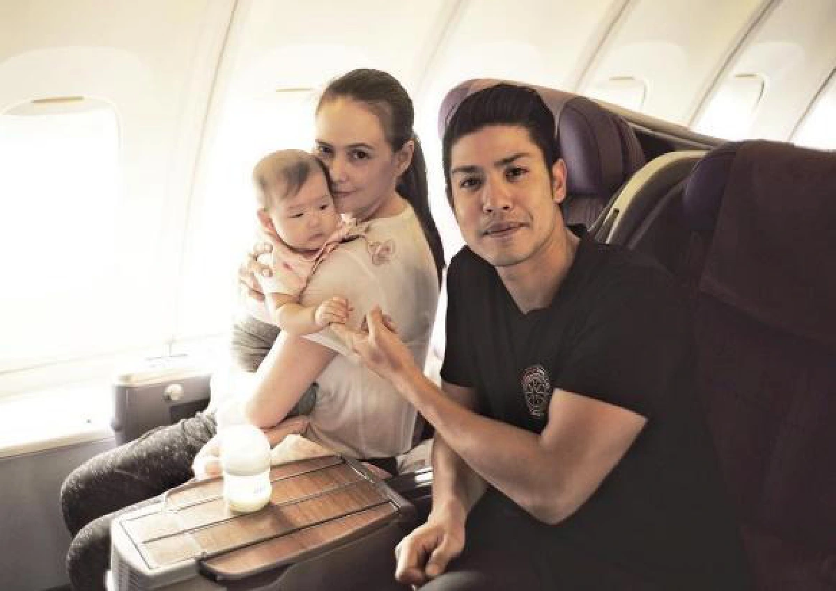 พ่อภูริ-แม่แอน ตื่นเต้นยิ่งกว่า! พาน้องริชาขึ้นเครื่องบินครั้งแรก