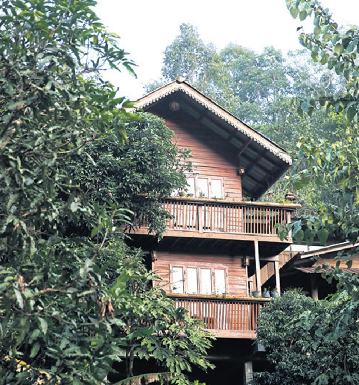 ตามรอยเสด็จฯ ในเมืองเล็ก ‘แม่กำปอง’