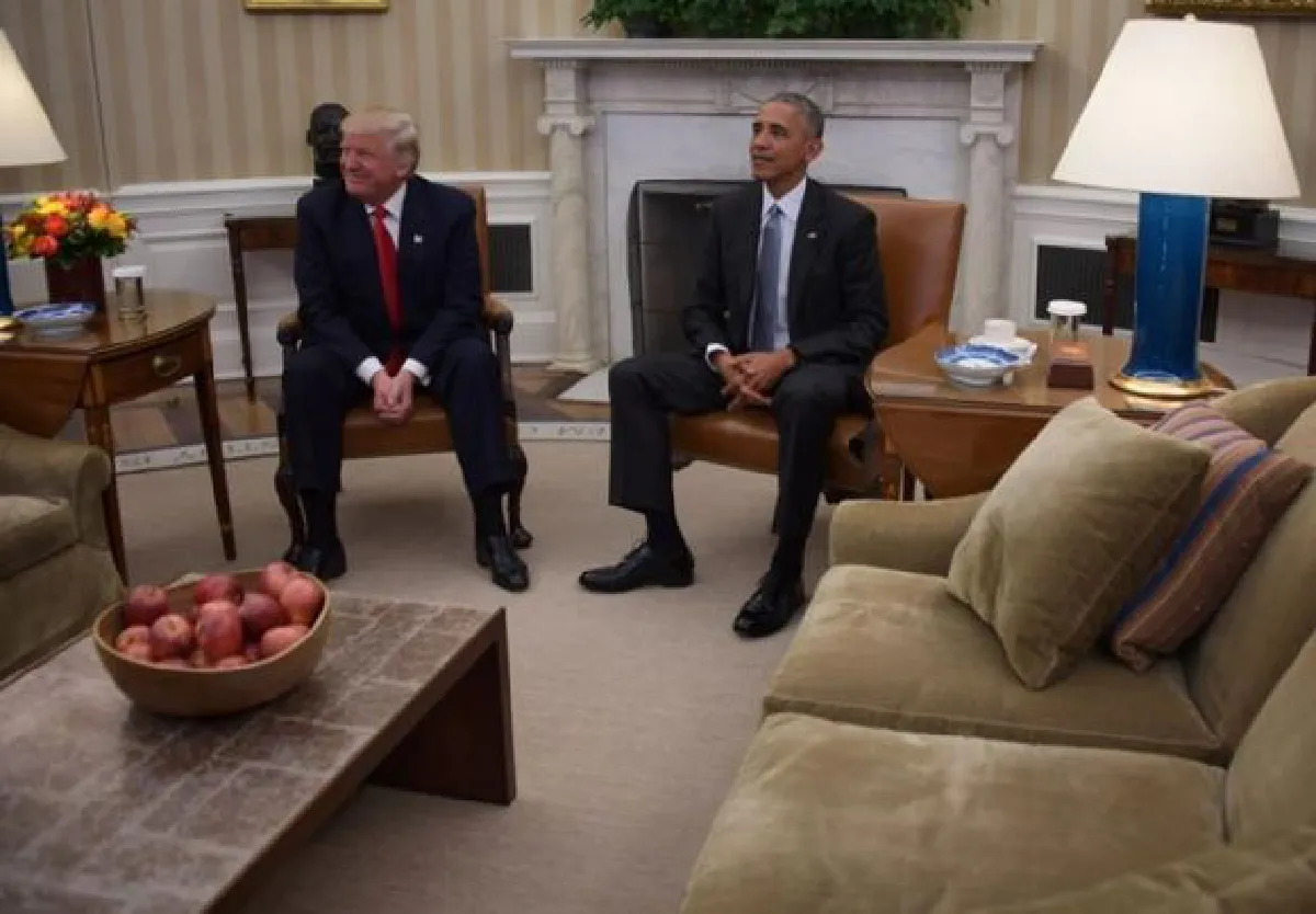 Obama, Trump put aside differences in White House meeting
