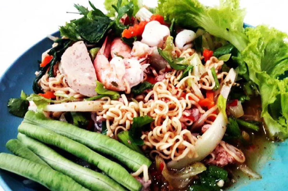 หยัน ต้มเลือดหมู ลองแล้วจะติดใจ