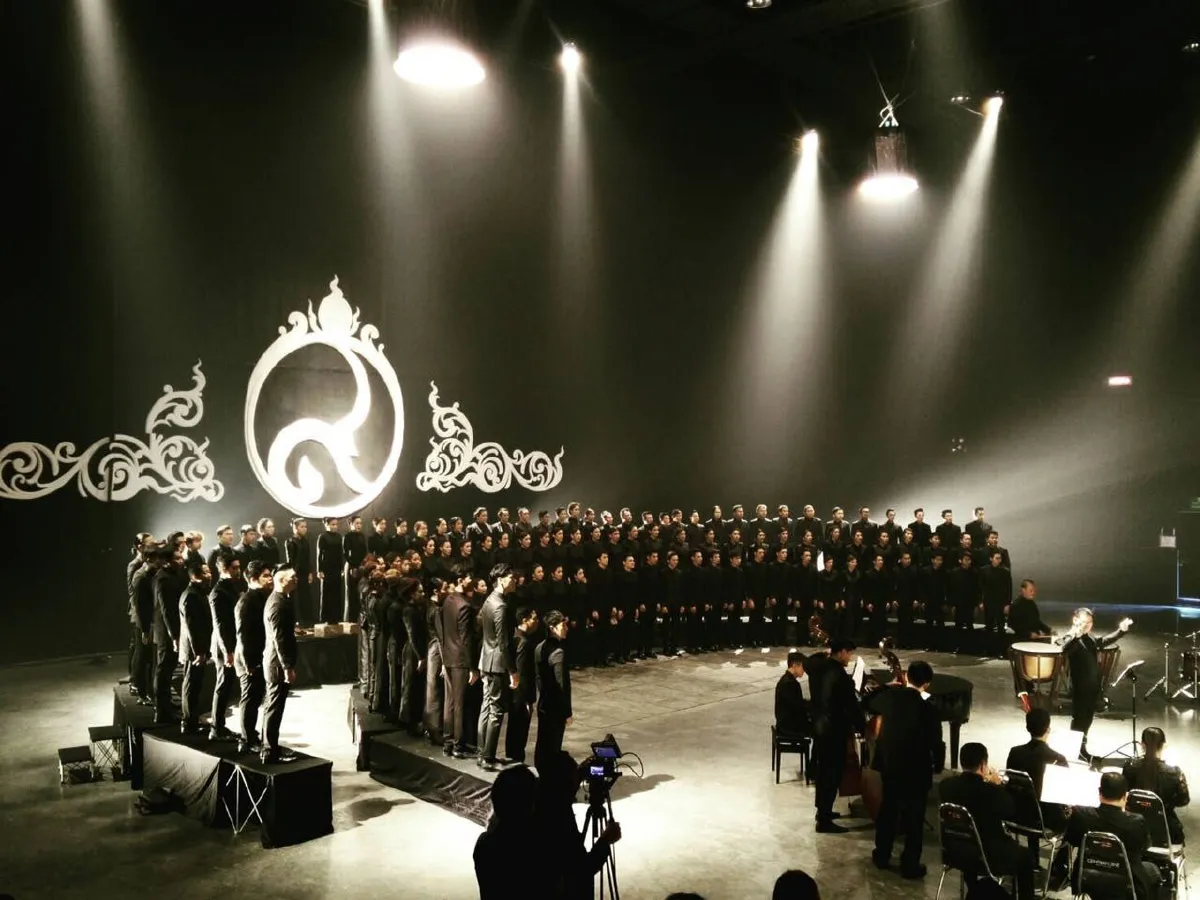 ทัพศิลปินอาร์เอส ถ่ายทอดความภาคภูมิใจผ่านเพลง "รักพ่อ..ไม่มีวันพอเพียง"